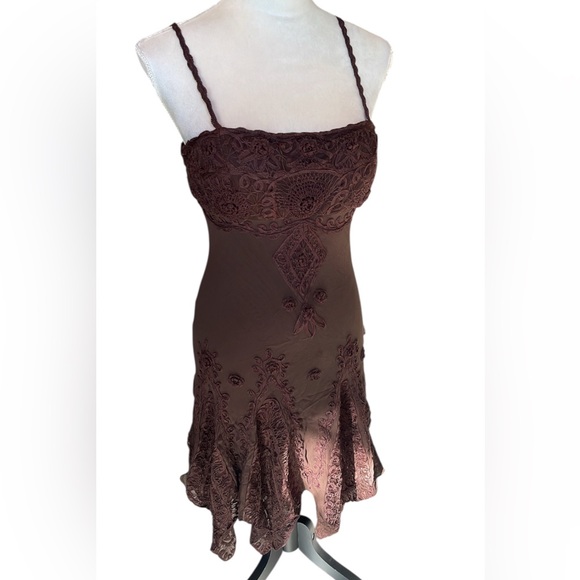 Stunning Sue Wong Chocolate Brown Lace Trim
Silk Slip Dress | Y2K - Picture 3 of 9